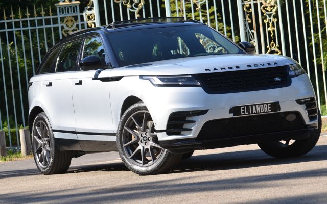 RANGE ROVER VELAR P400e PHEV 404 ch DYNAMIC SE