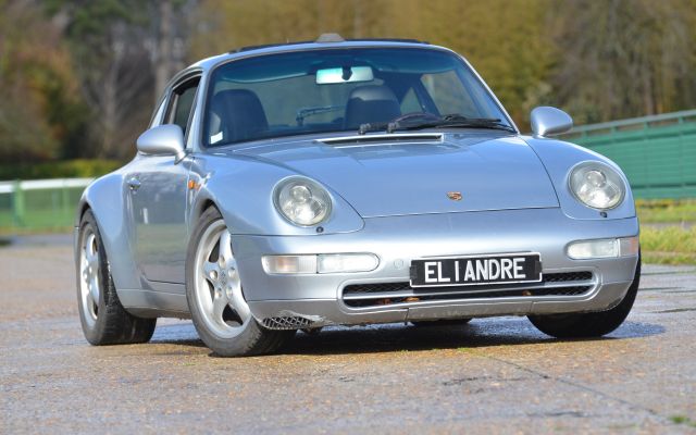 PORSCHE 993 CARRERA TIPTRONIC COUPE 285 ch