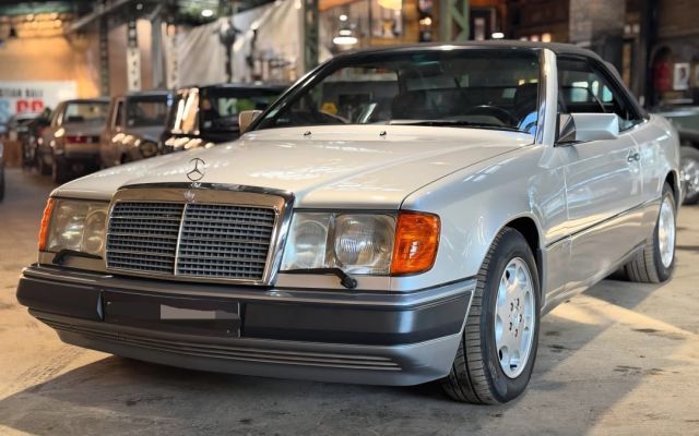 MERCEDES 300 CE 24S CABRIOLET