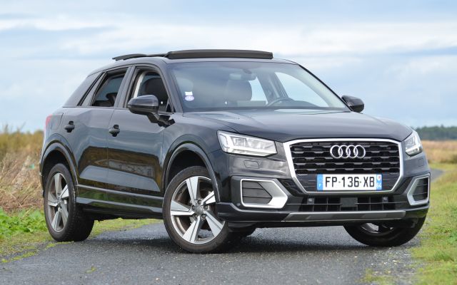AUDI Q2 1.5 35 TFSI S-Tronic AMBITION LUXE