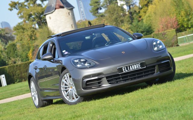 PORSCHE PANAMERA 4 E-HYBRID SPORT TURISMO